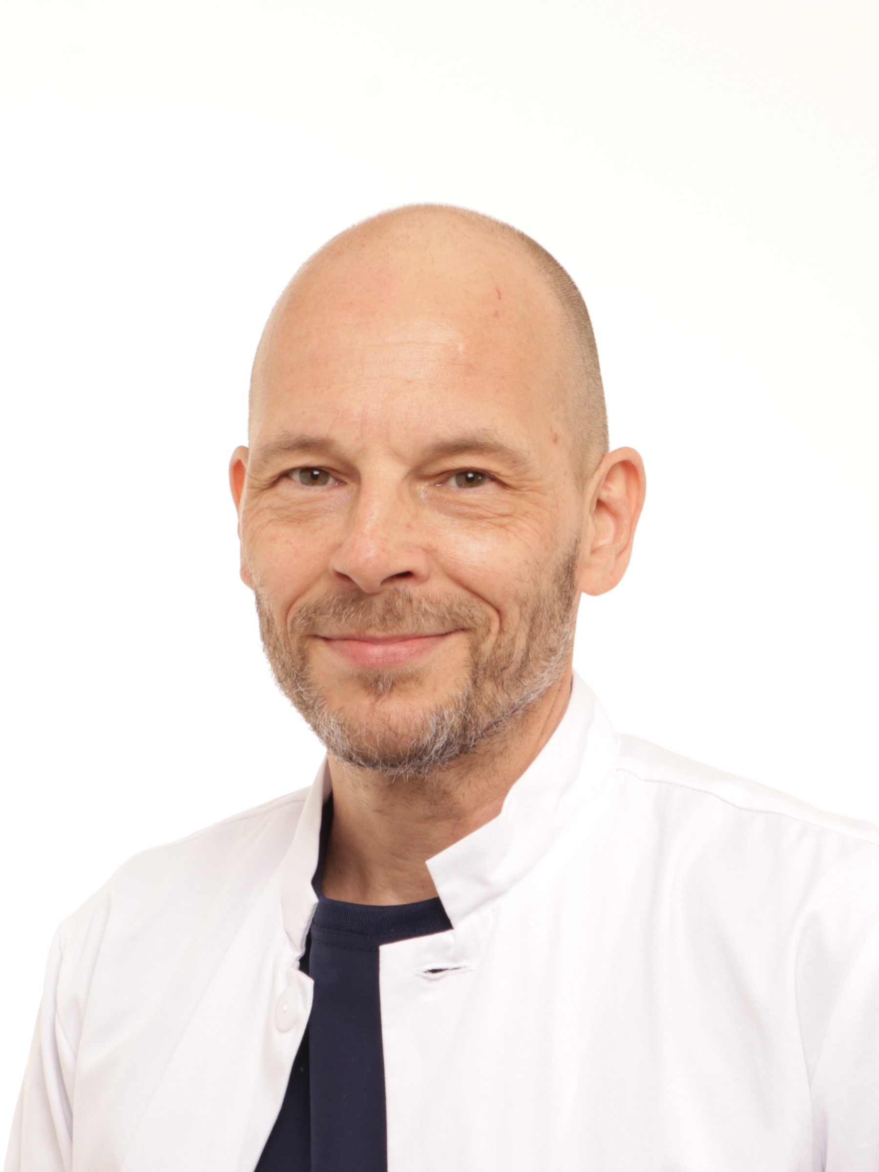 Esa-Pekka Pälvimäki Spine Surgeon Helsinki